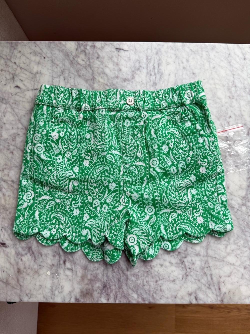 NEW Crown & Ivy Girls Scalloped Chino Shorts Green Floral Size 4T